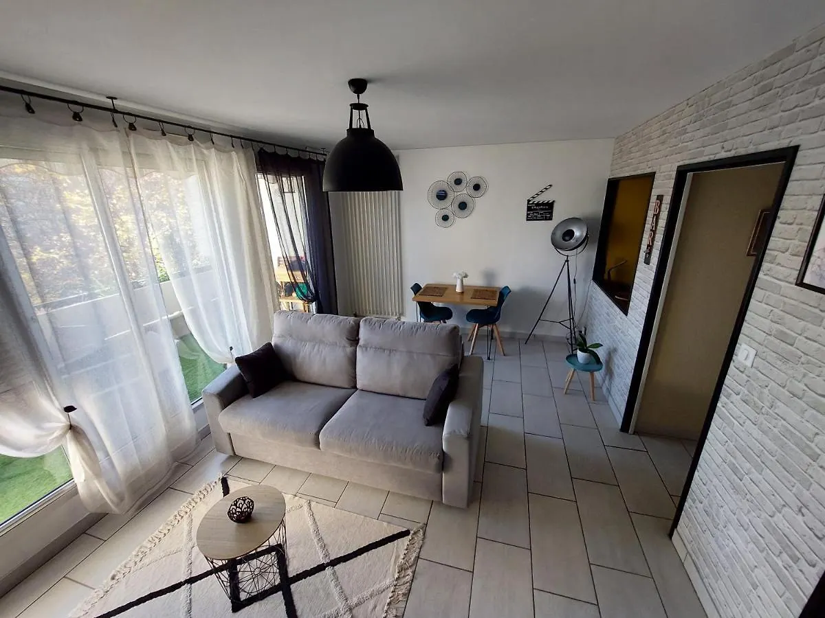 Studio Sur Les Rives D'Allier Moulins  France