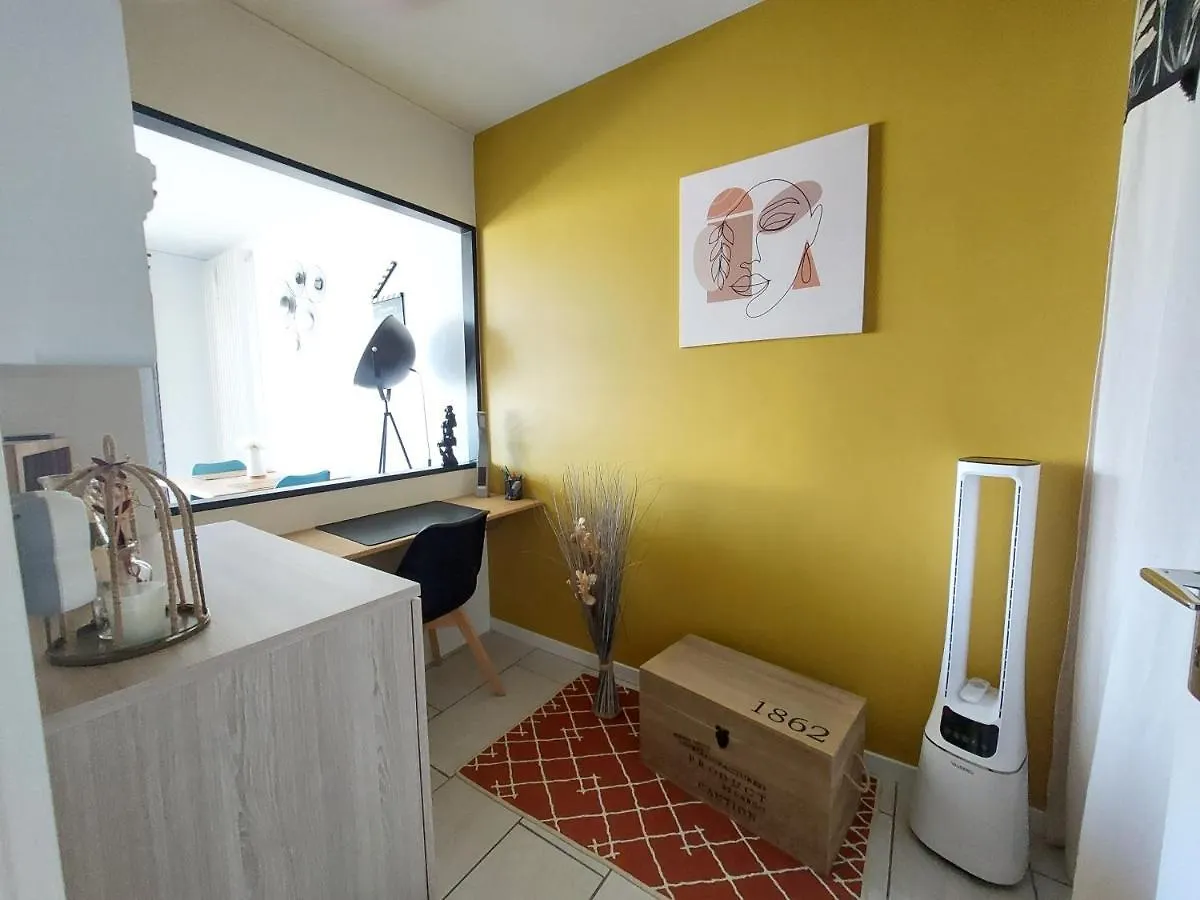 Studio Sur Les Rives D'Allier Moulins  0*, Moulins (Allier) France